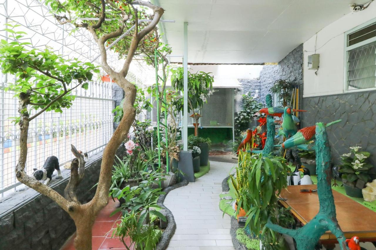 Emy'S Guesthouse Jenggrik Luaran gambar