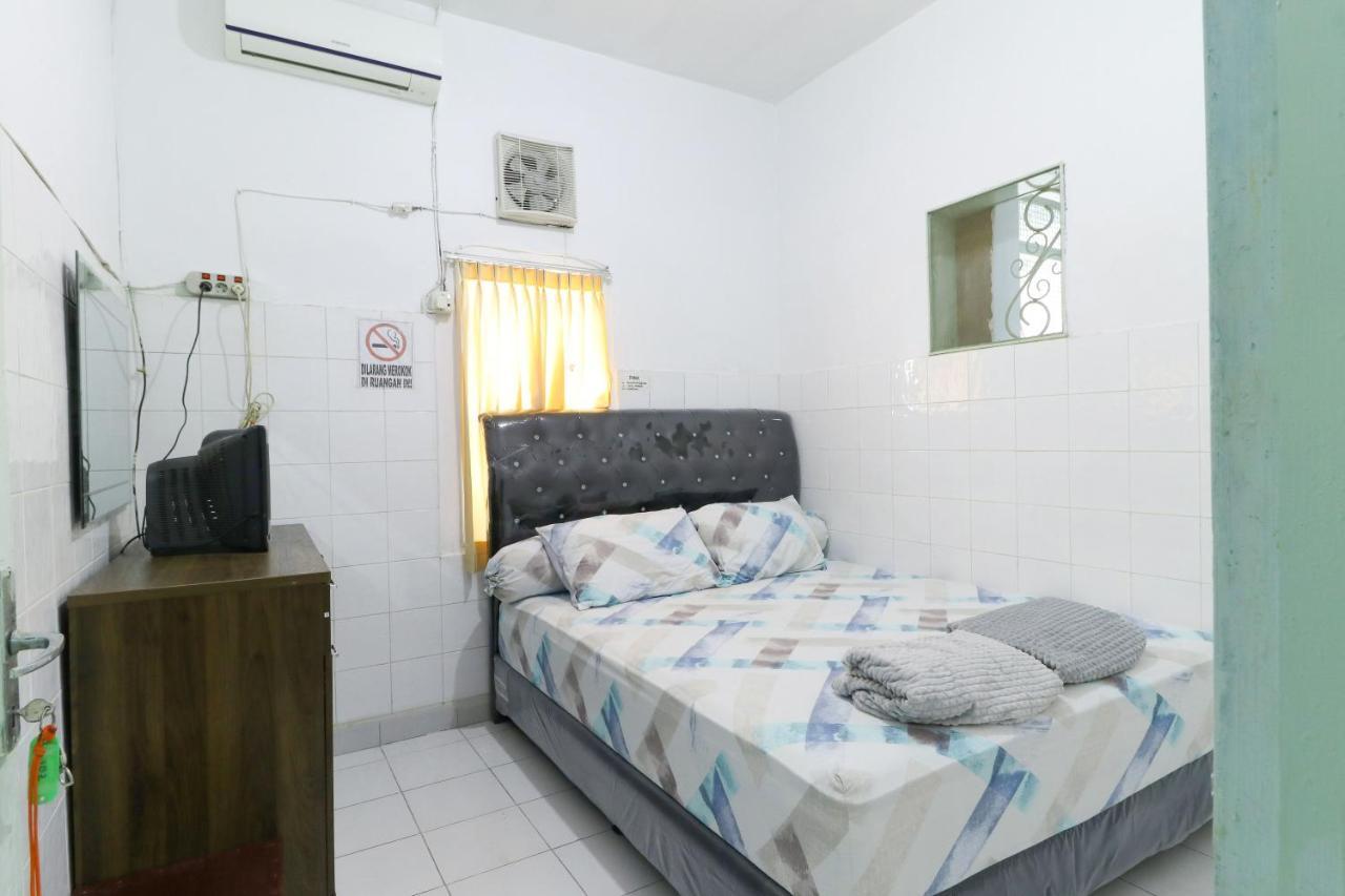 Emy'S Guesthouse Jenggrik Luaran gambar