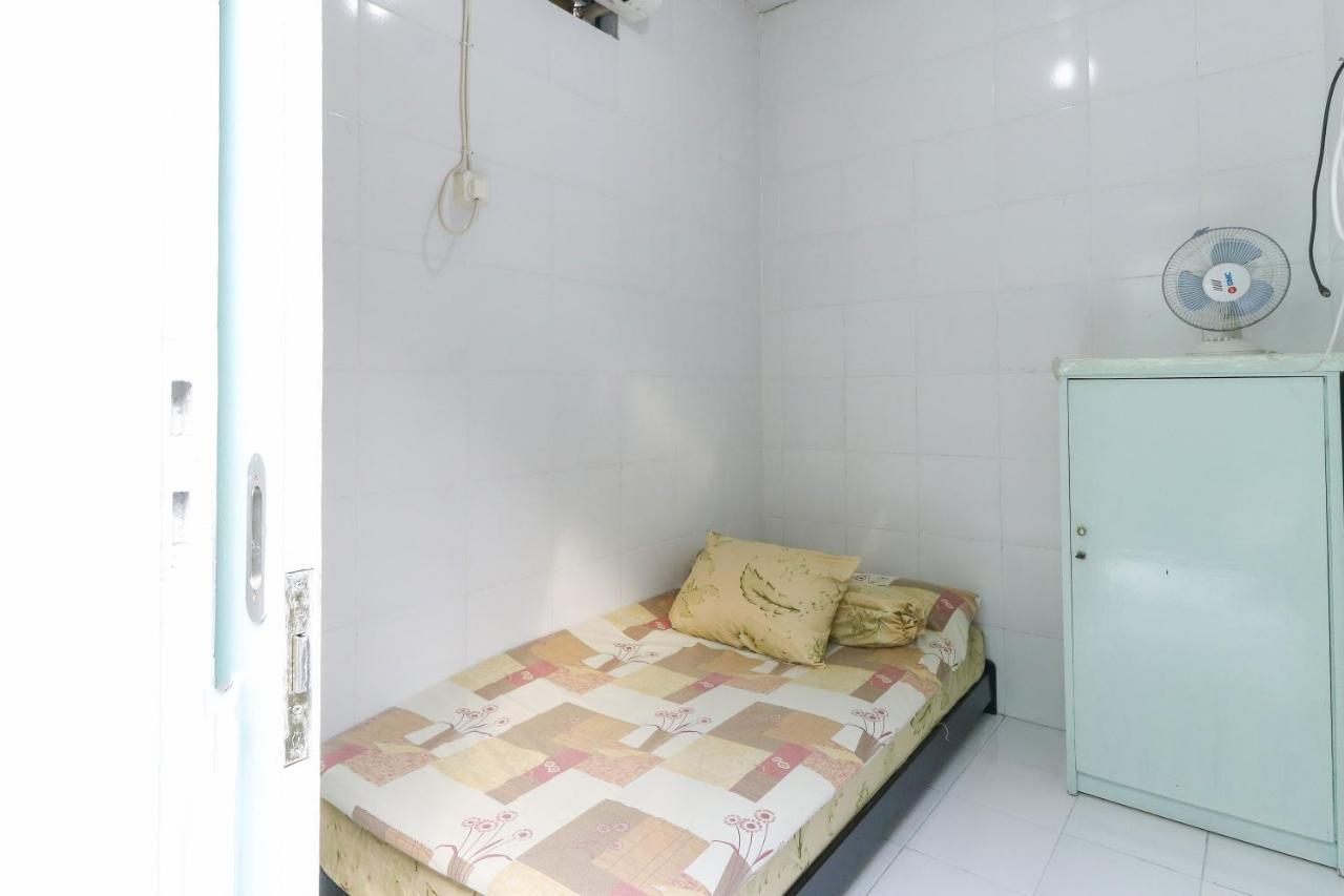 Emy'S Guesthouse Jenggrik Luaran gambar
